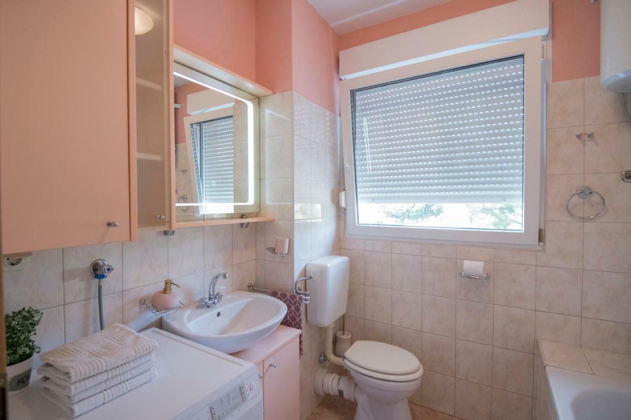 Comfortable Cozy Beach Apartment سبليت المظهر الخارجي الصورة